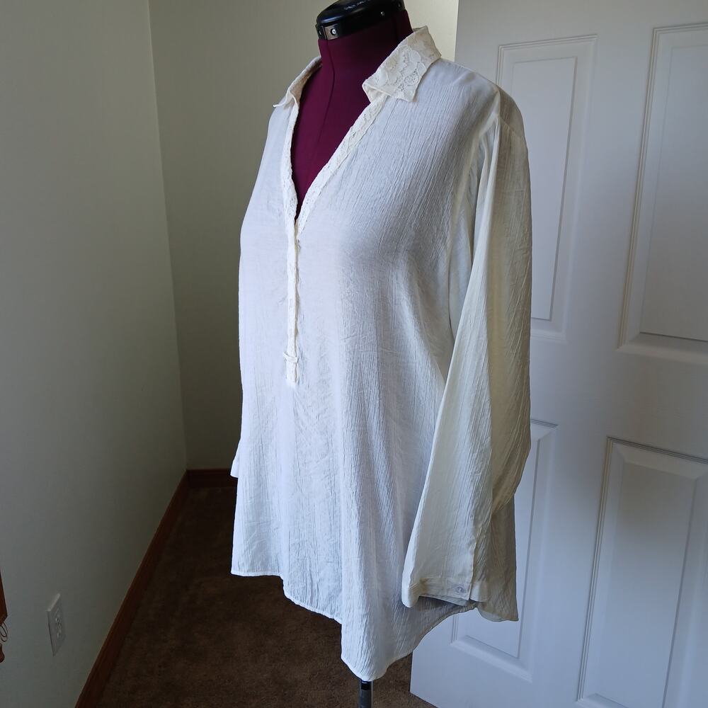 Hester & Orchard Ivory Lace Henley Tunic Blouse 1X lightweight back vent cottage - Picture 3 of 14